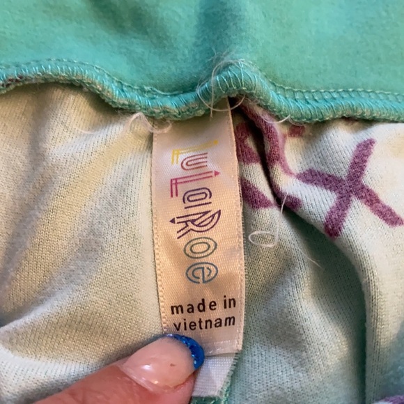 Teal with purple exes Lula row leggings one size - Picture 5 of 5